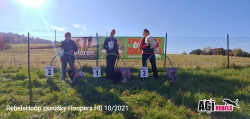 Photo 1635693957514 